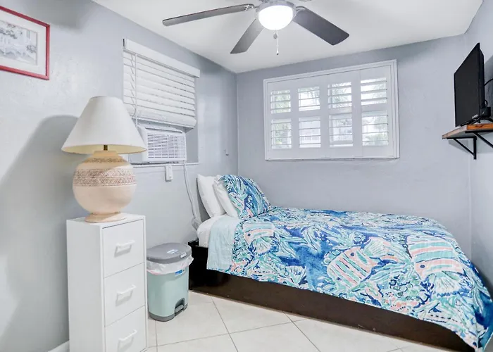 Bay Escape & Ocean Away * Clearwater Beach