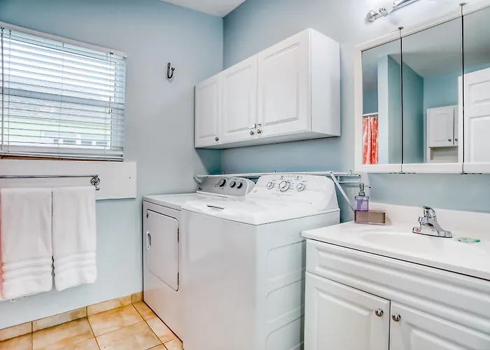 Bay Escape & Ocean Away Clearwater Beach