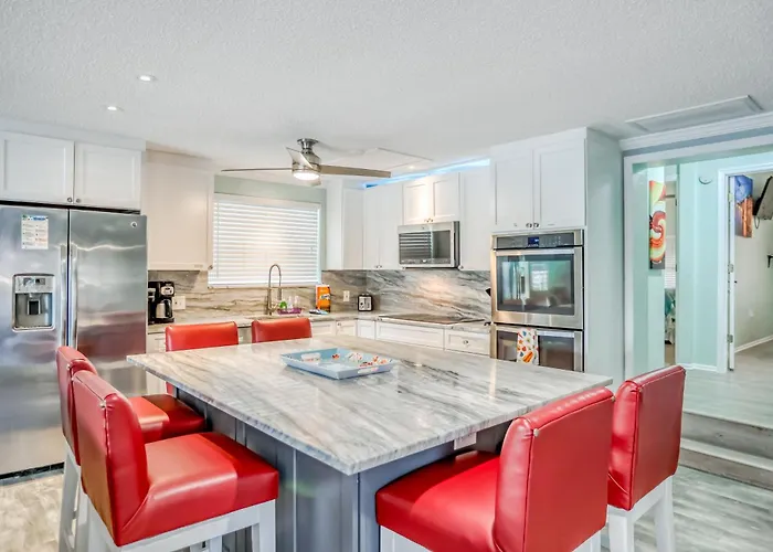 Bay Escape & Ocean Away Holiday home Clearwater Beach